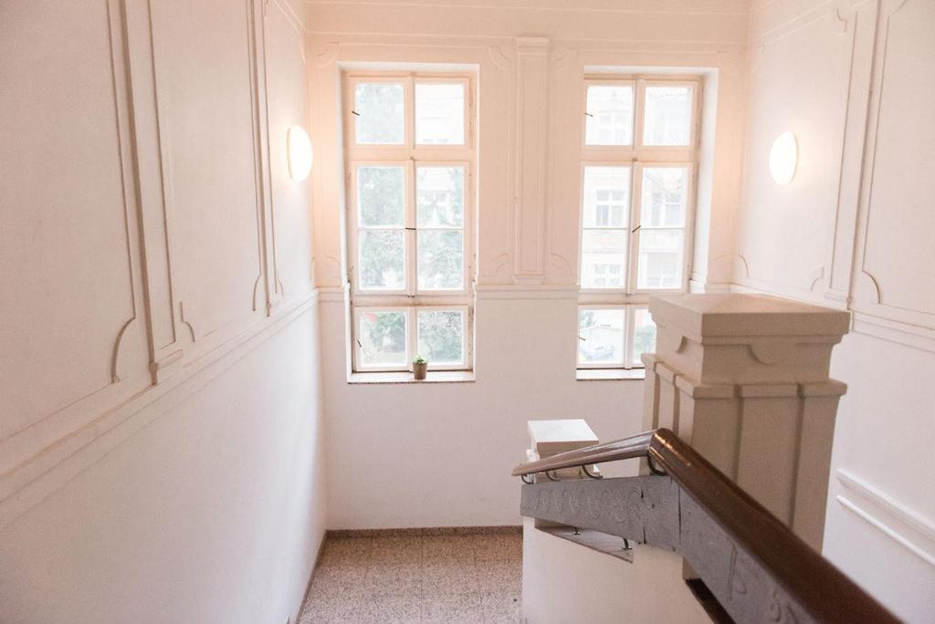 Lion Apartments In Historical Center, Bratislava Old Town Exterior photo