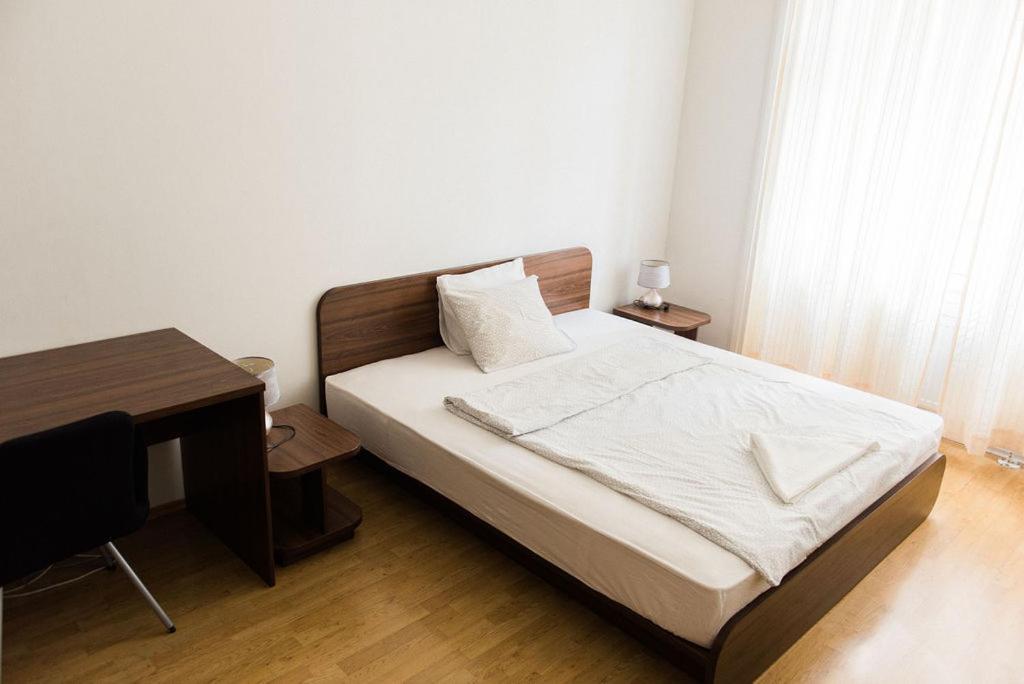 Lion Apartments In Historical Center, Bratislava Old Town Exterior photo
